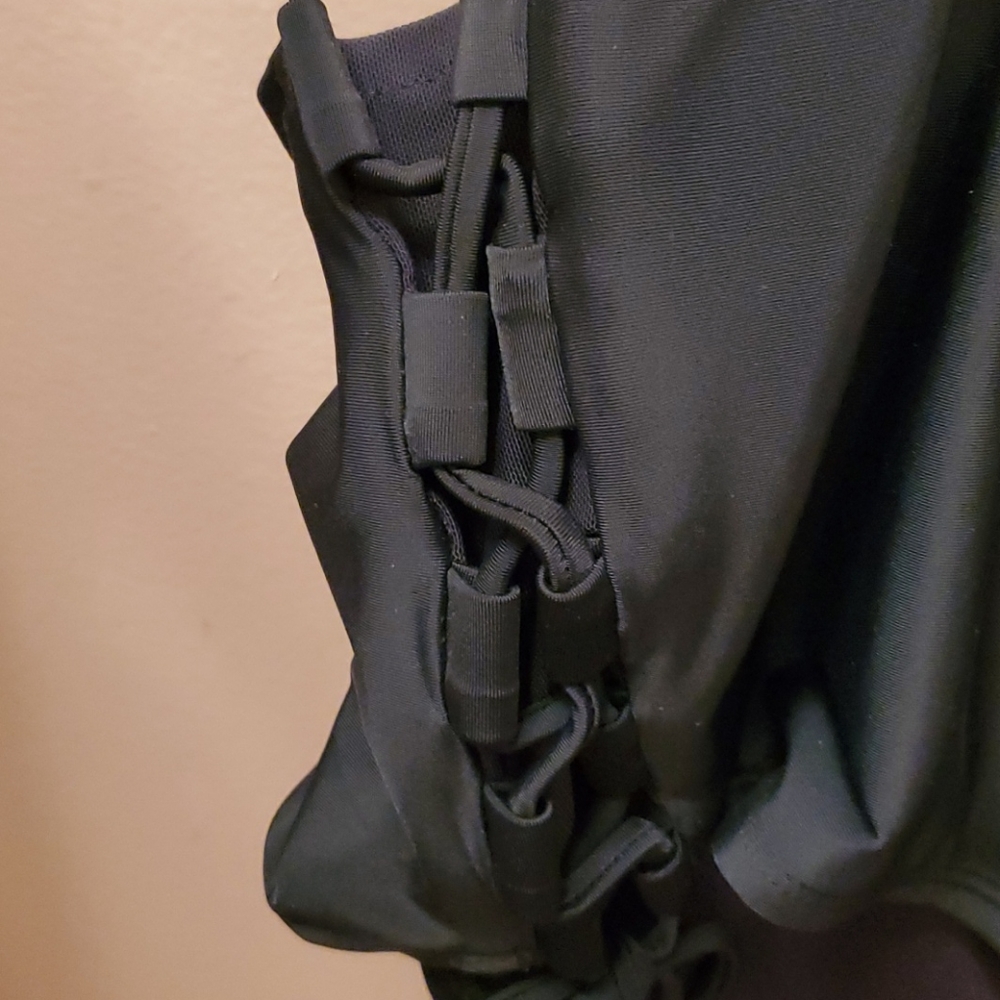 Swimsuit - Picture 2 of 6